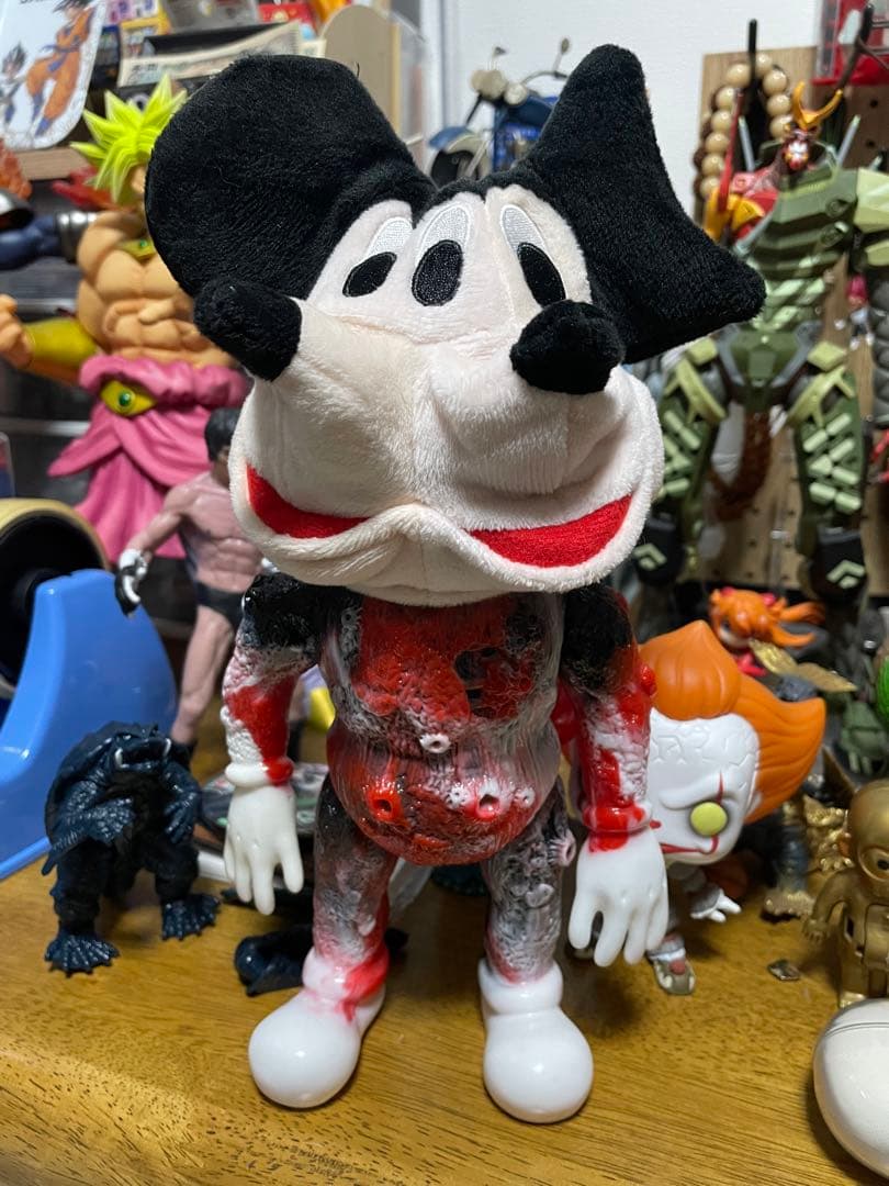 DIE MOUSE ミッキーマウス　ソフビ