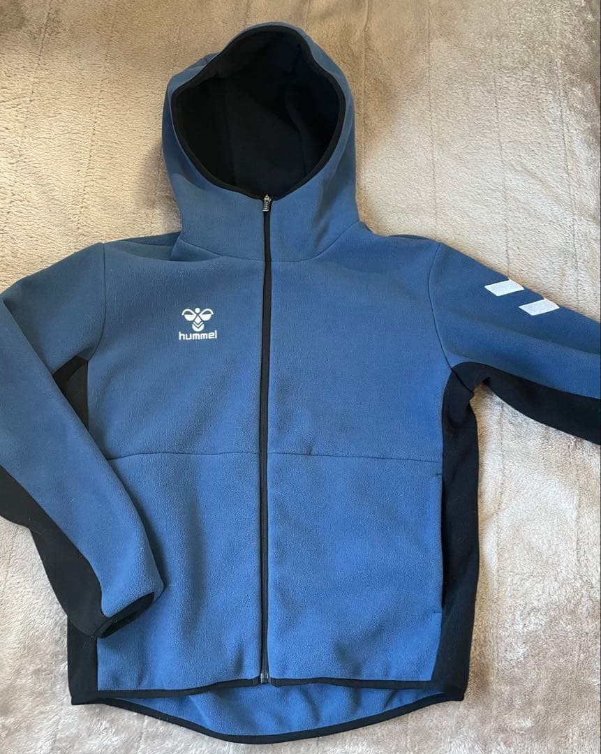 hummel フード付きジャケット 青
