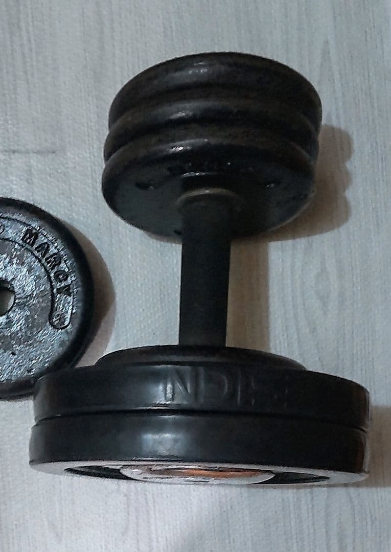 24kg ダンベル 2個 可変式？ オンザニー