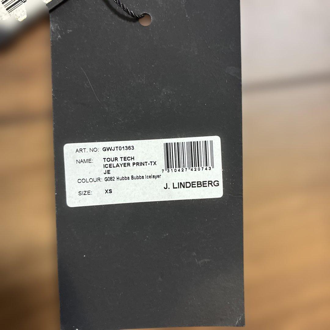 美品！J. Lindeberg ポロシャツ XS 予備ボタン付き