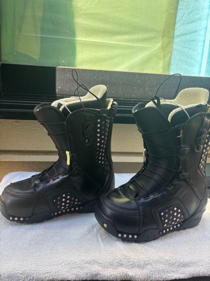 Burton スノーボードブーツ　23.5
