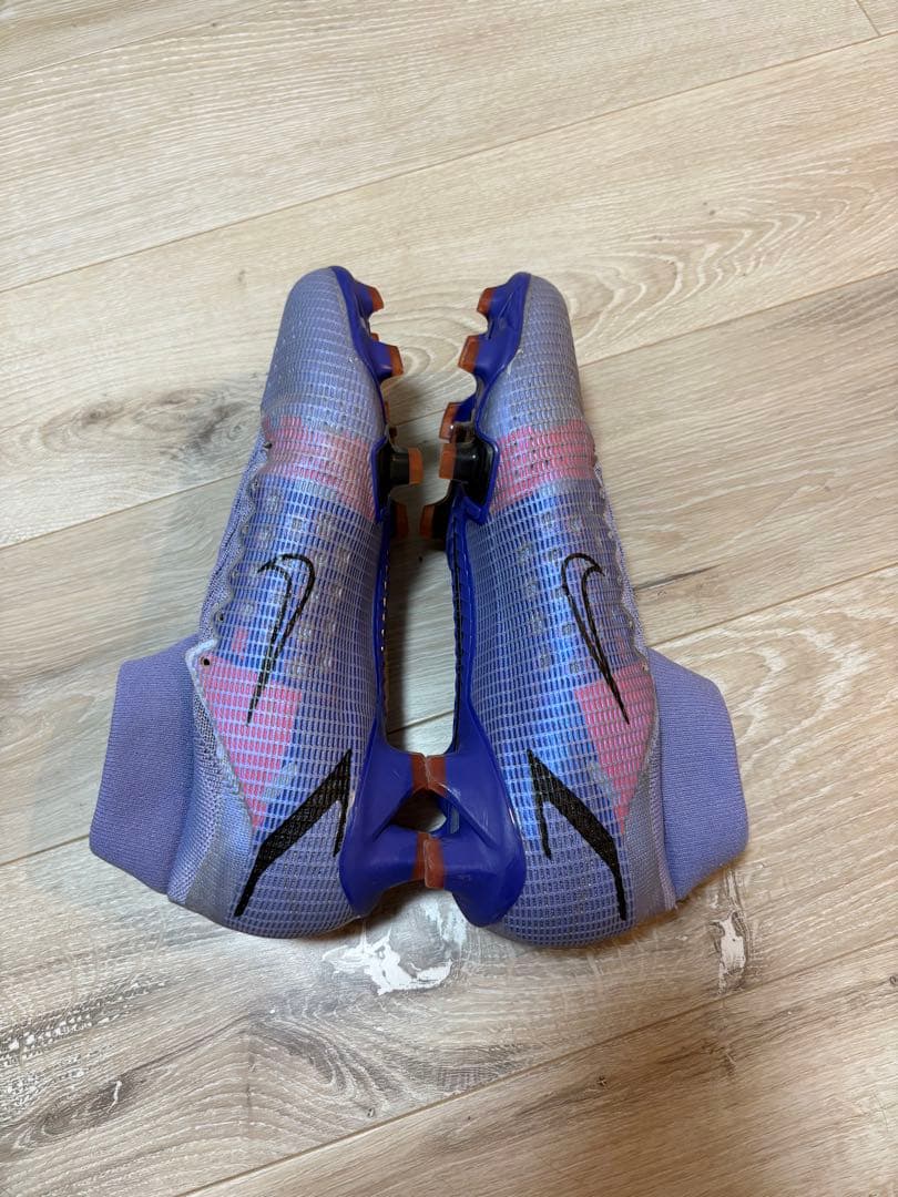 Nike サッカーシューズ ハイカット 紫/赤　マーキュリアル