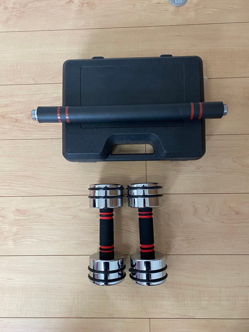 美品　ダンベル 可変式 小型 スチール製 5kg + 1.5kgx4 ケース付き