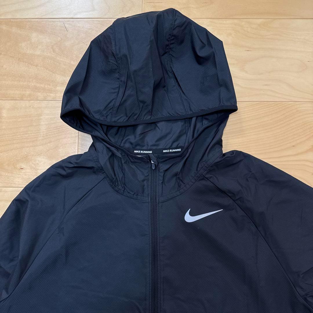 NIKE ランニングジャケット　ウィンドブレーカー　メンズ　黒　M 新品　薄手