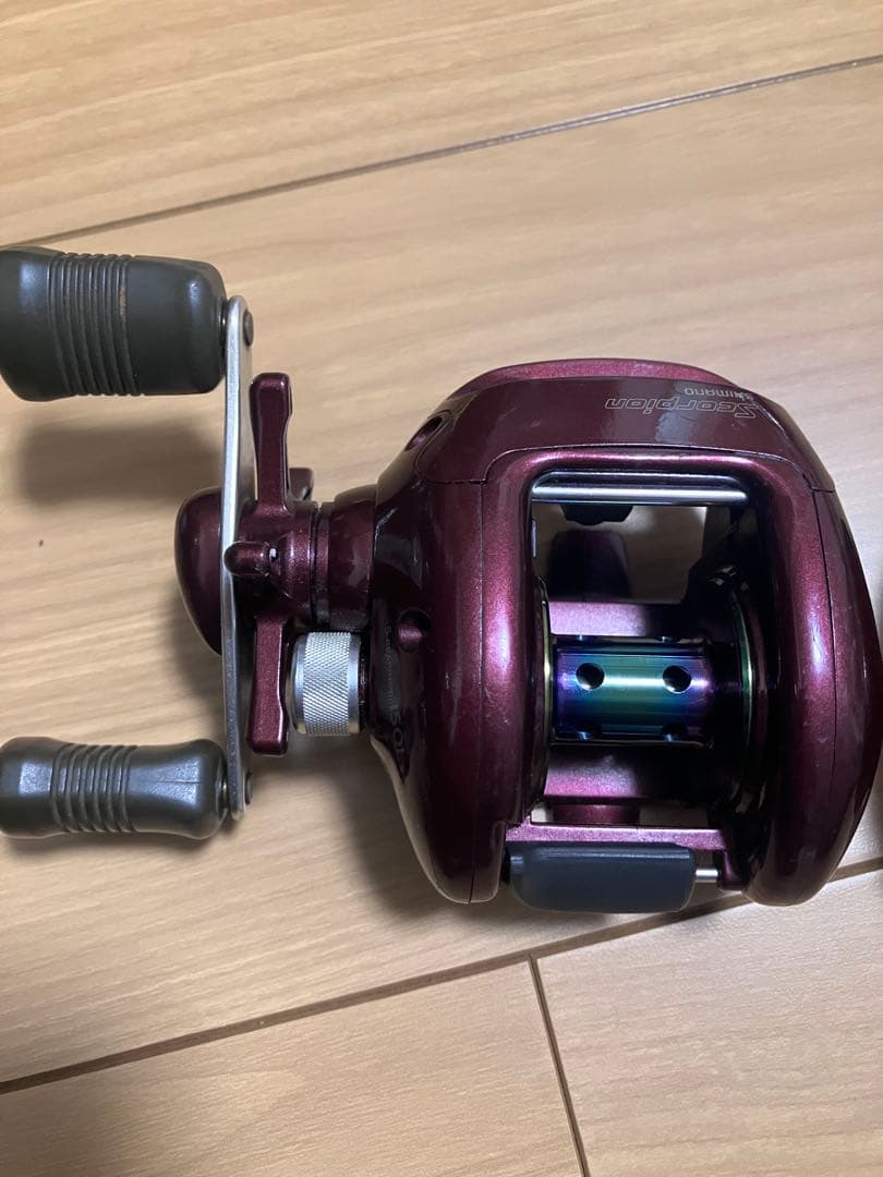 古いスコーピオン　ベイトリール　中古