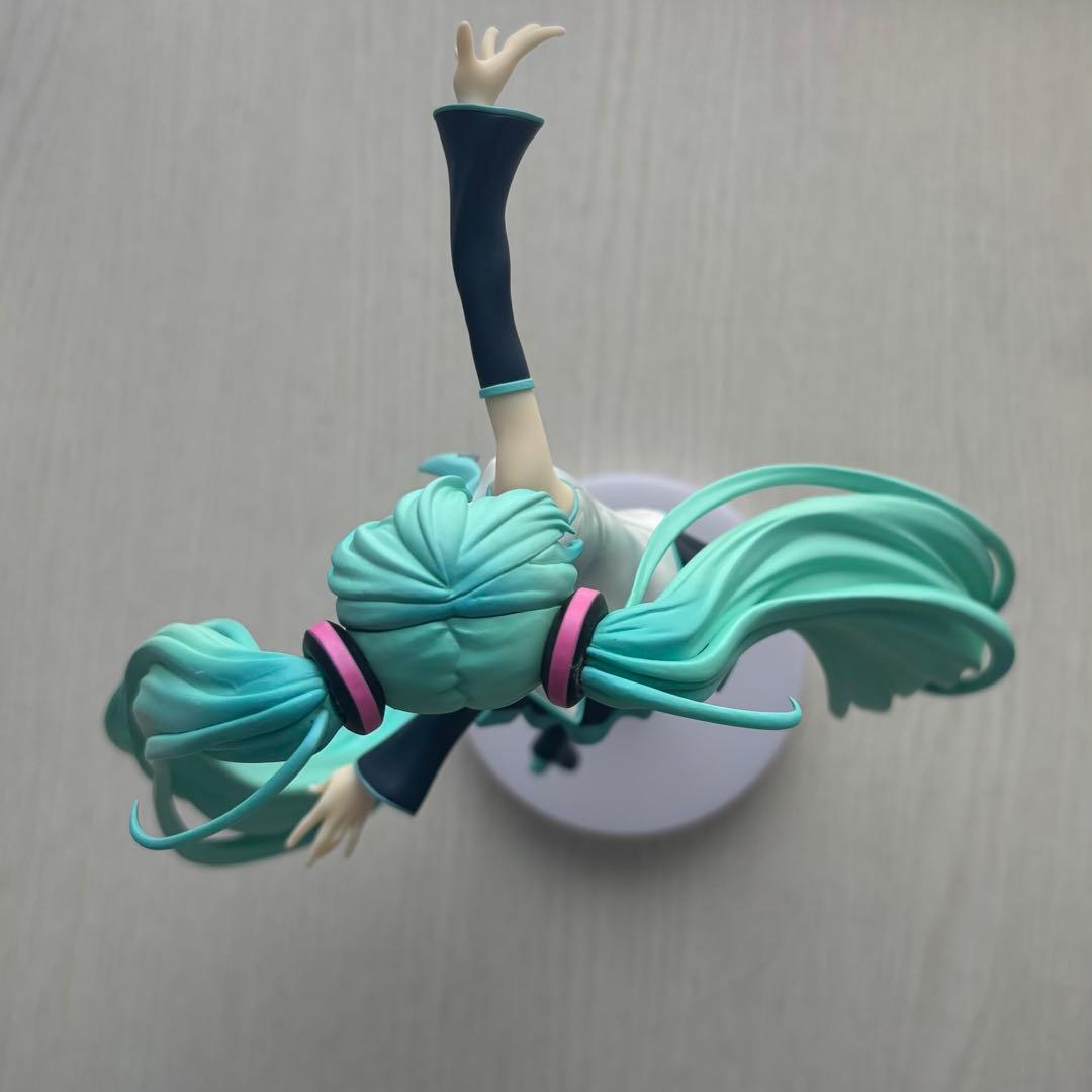 【開封品:箱あり】初音ミク　フィギュア　愛されなくても君がいる