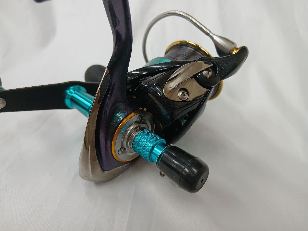 12エメラルダス アルティメットカスタム　スピニングリール
