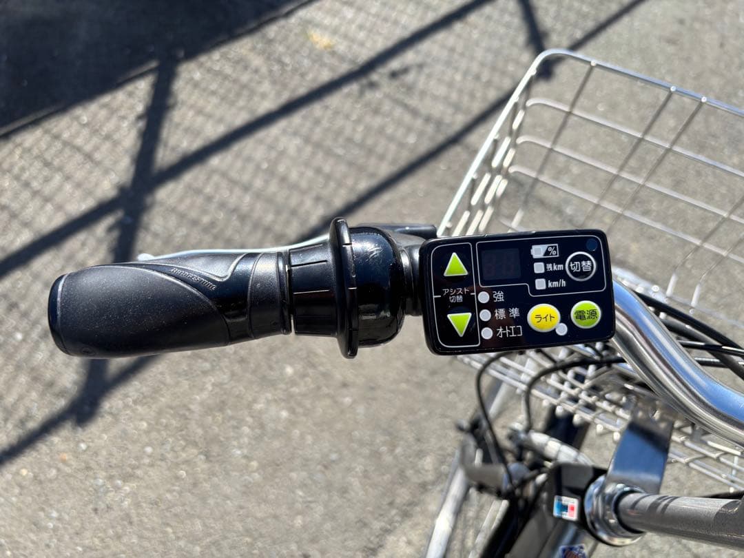 ブリヂストン 27インチ　電動アシスト自転車 8.7ah搭載 付属品多数！