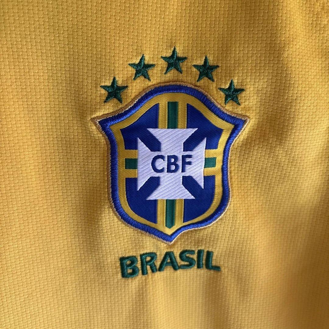 NIKE サッカーTシャツ　ブラジル代表　S
