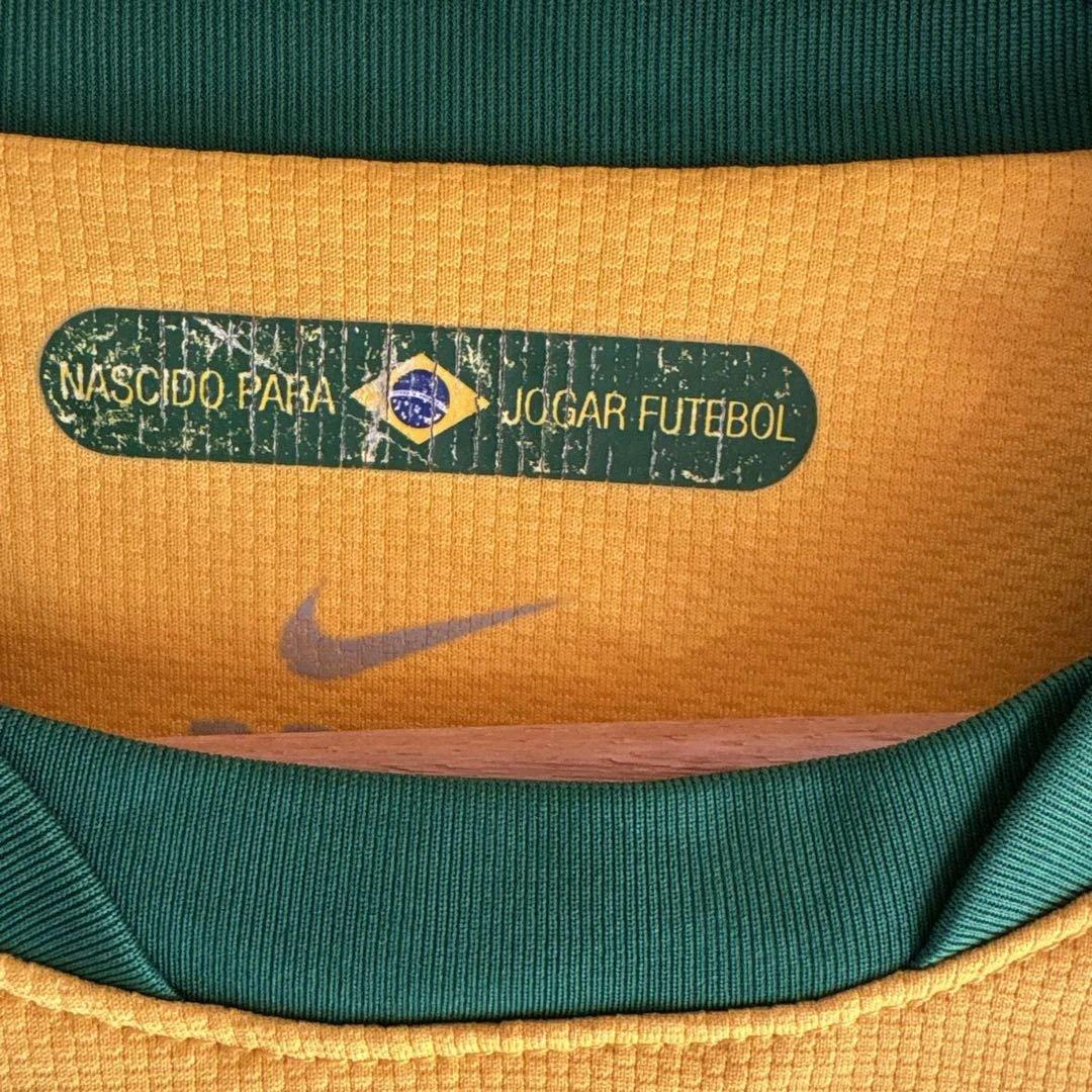 NIKE サッカーTシャツ　ブラジル代表　S