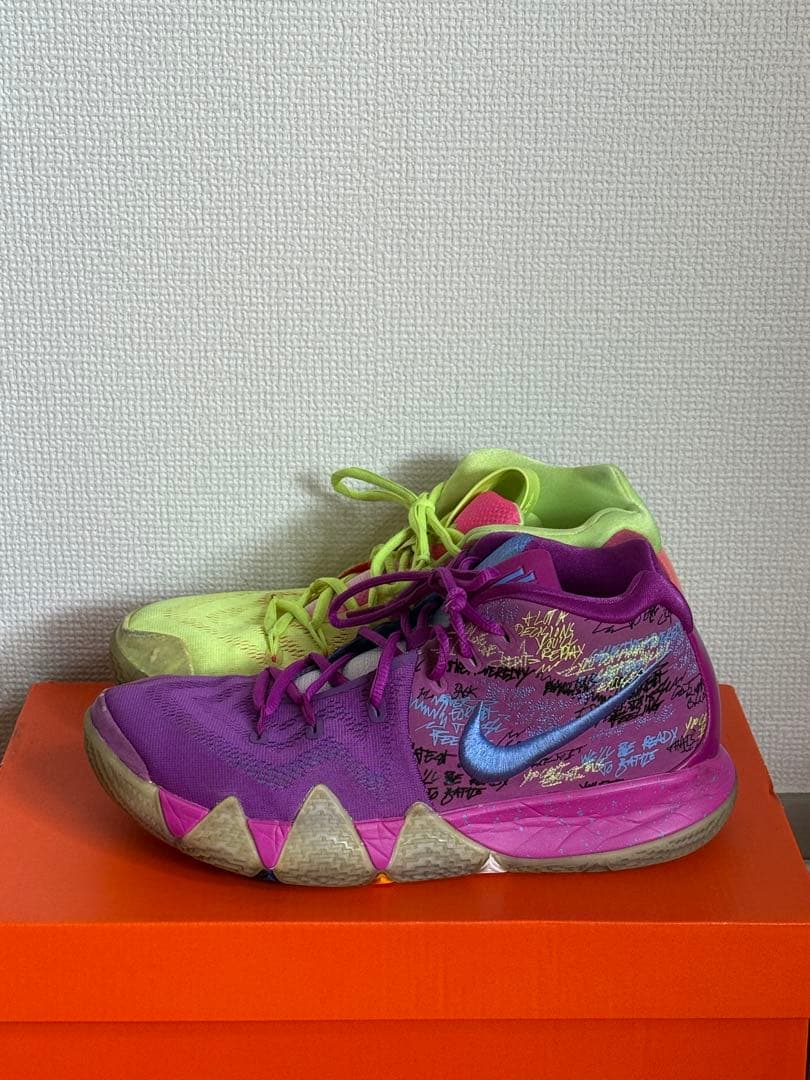 NIKE カイリー4