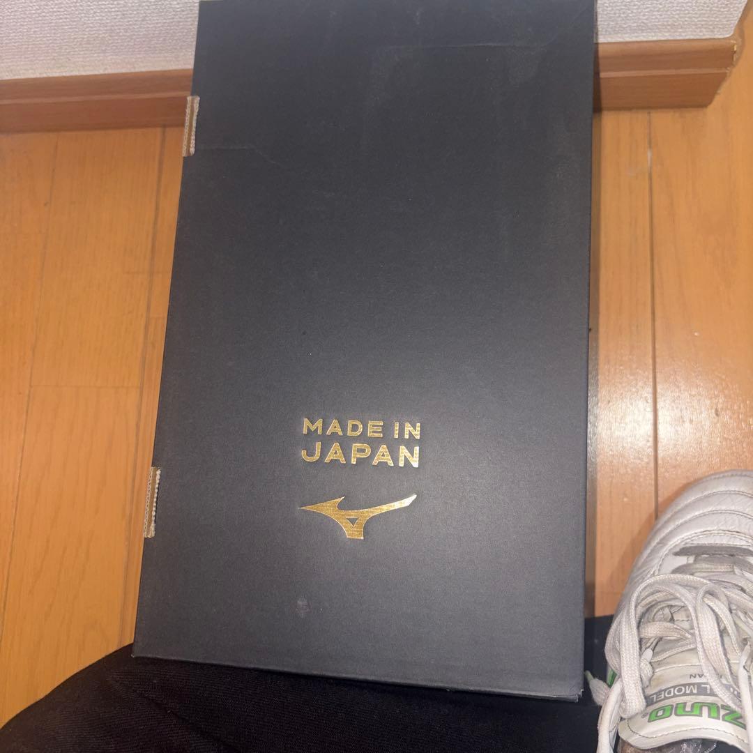 MIZUNOモレリア2Japan 限定色25.5cm