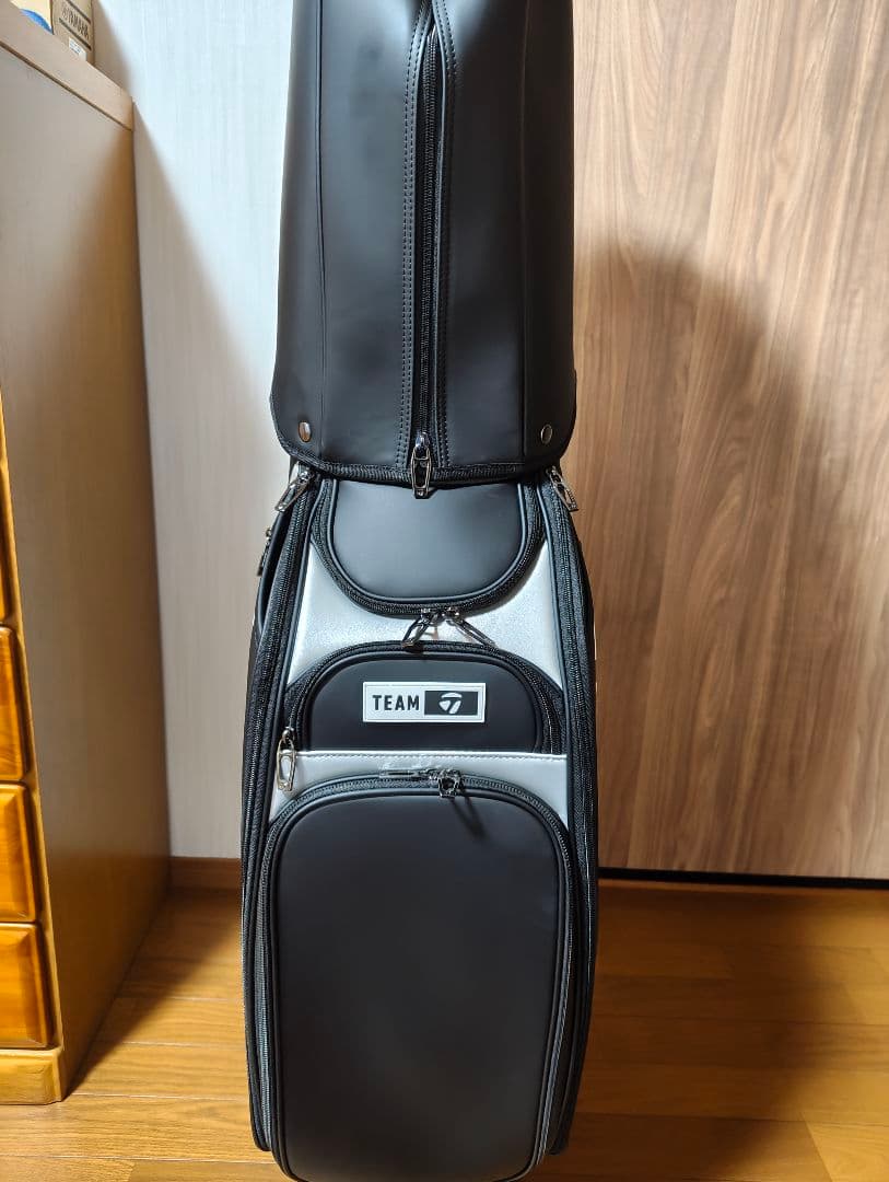 テーラーメイド　Qi35ツアーキャディーバック