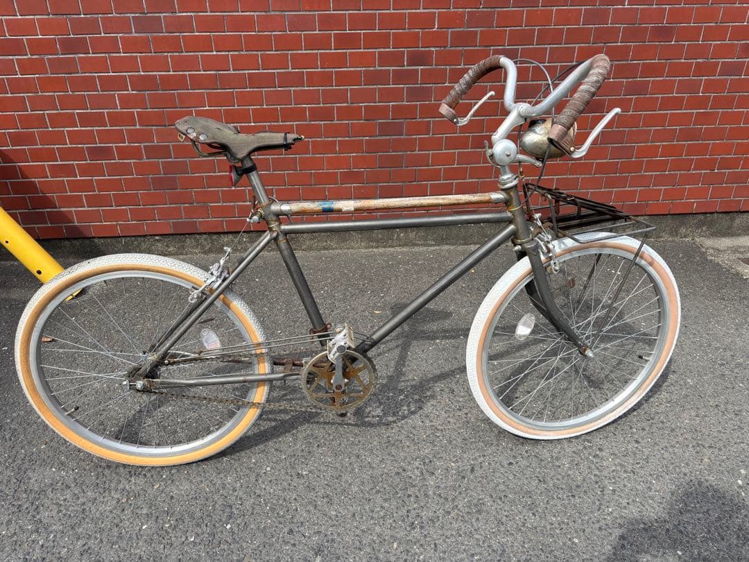 R45 レトロでヴィンテージな実用車BROOKS