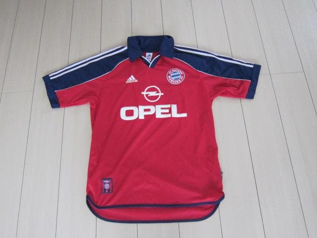 1999-2001 　　バイエルンミュンヘン　ユニ