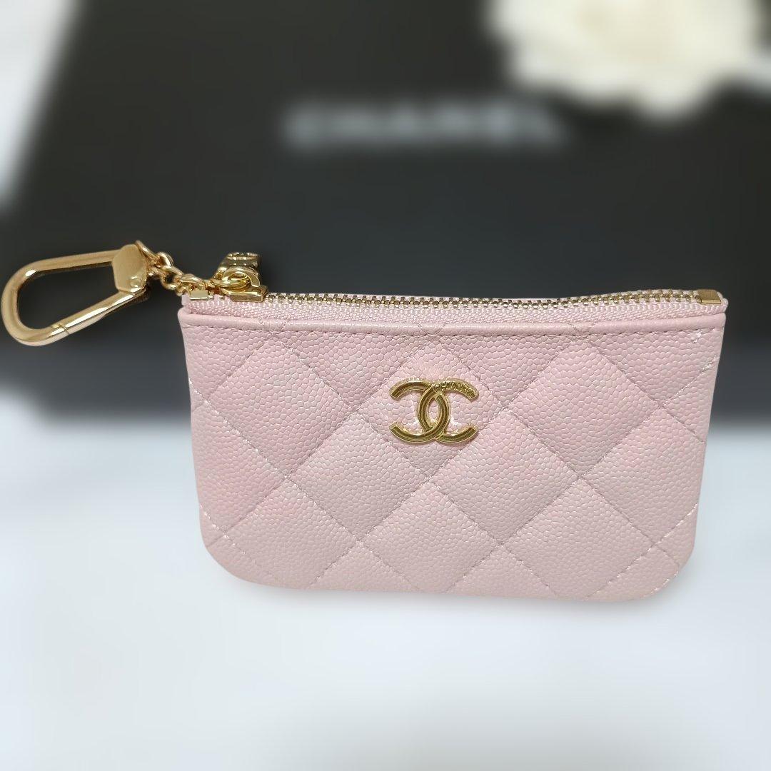 CHANEL ピンク キルティング ケース　ノベルティ