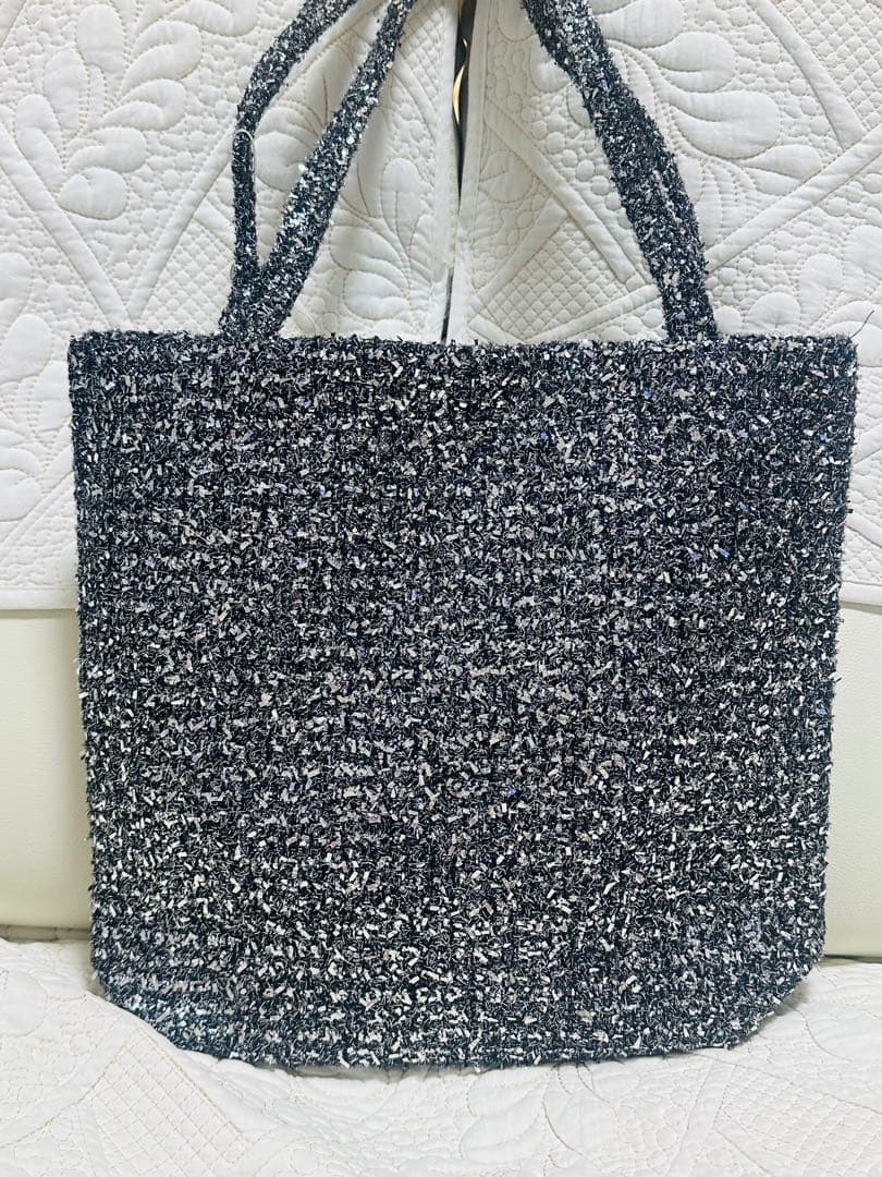 CHANEL スパンコール トートバッグ グレー　ノベルティ