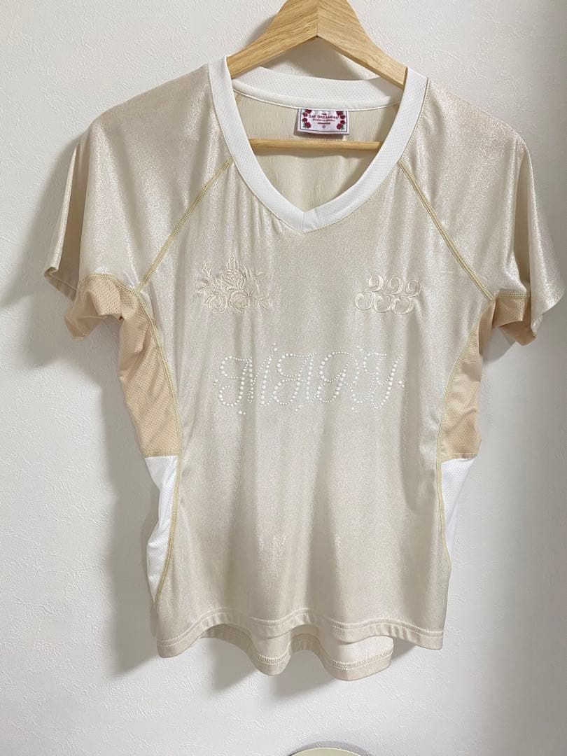 SCULPTOR 光沢VネックTシャツ ベージュ