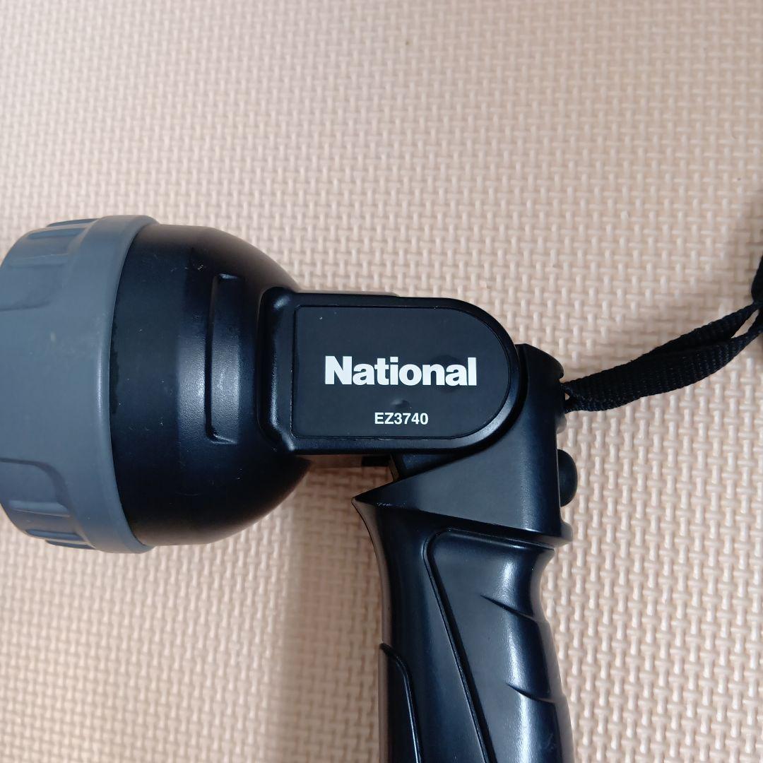 National EZ3740 充電式ライト