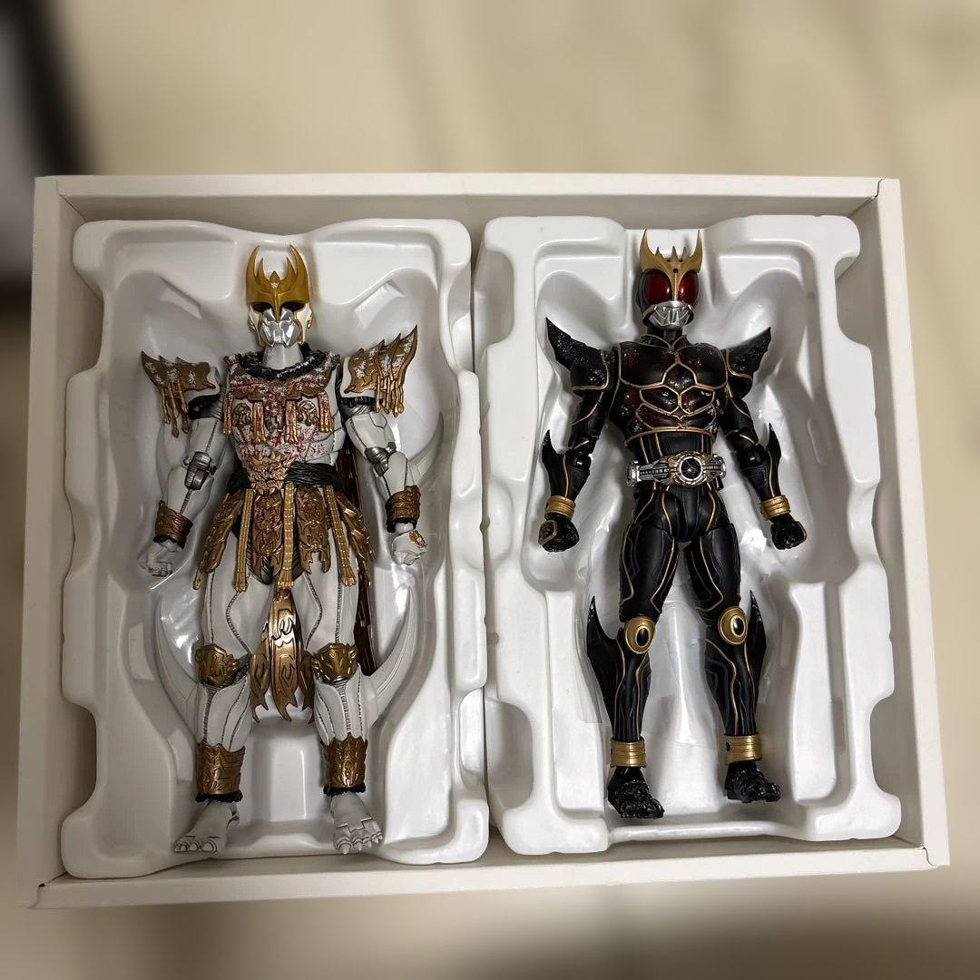 真骨彫　仮面ライダークウガ 九郎ヶ岳の死闘セット