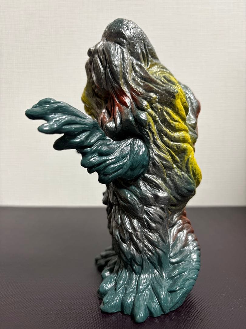 バンダイ　結集!歴代怪獣ボックス ヘドラ
