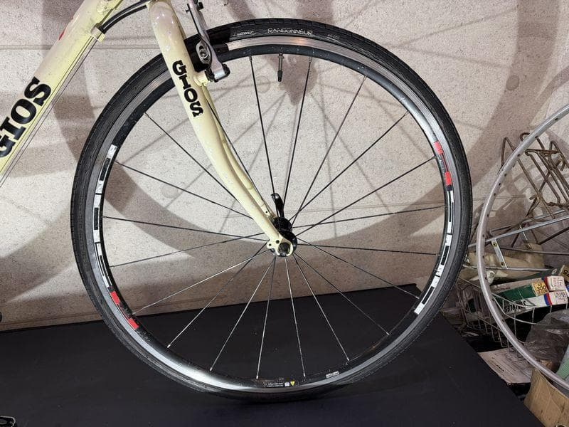 GIOS MISTRAL クロスバイク　アイボリー