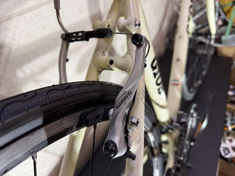 GIOS MISTRAL クロスバイク　アイボリー