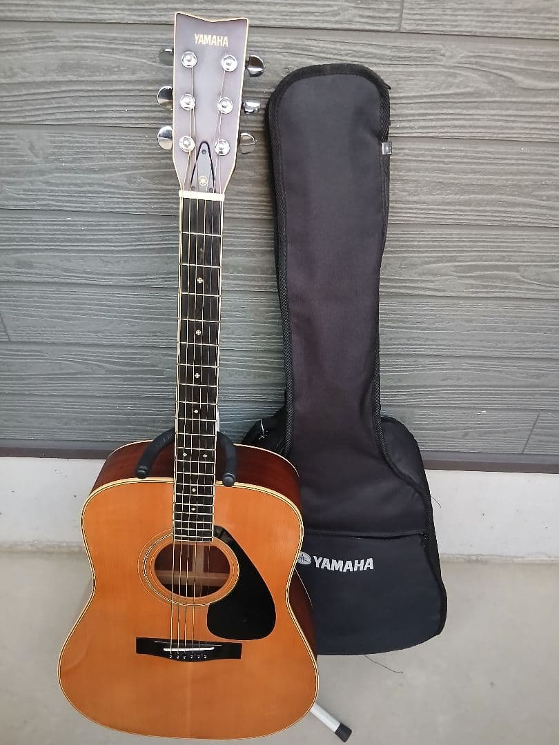 YAMAHA FG-301B オレンジラベル。