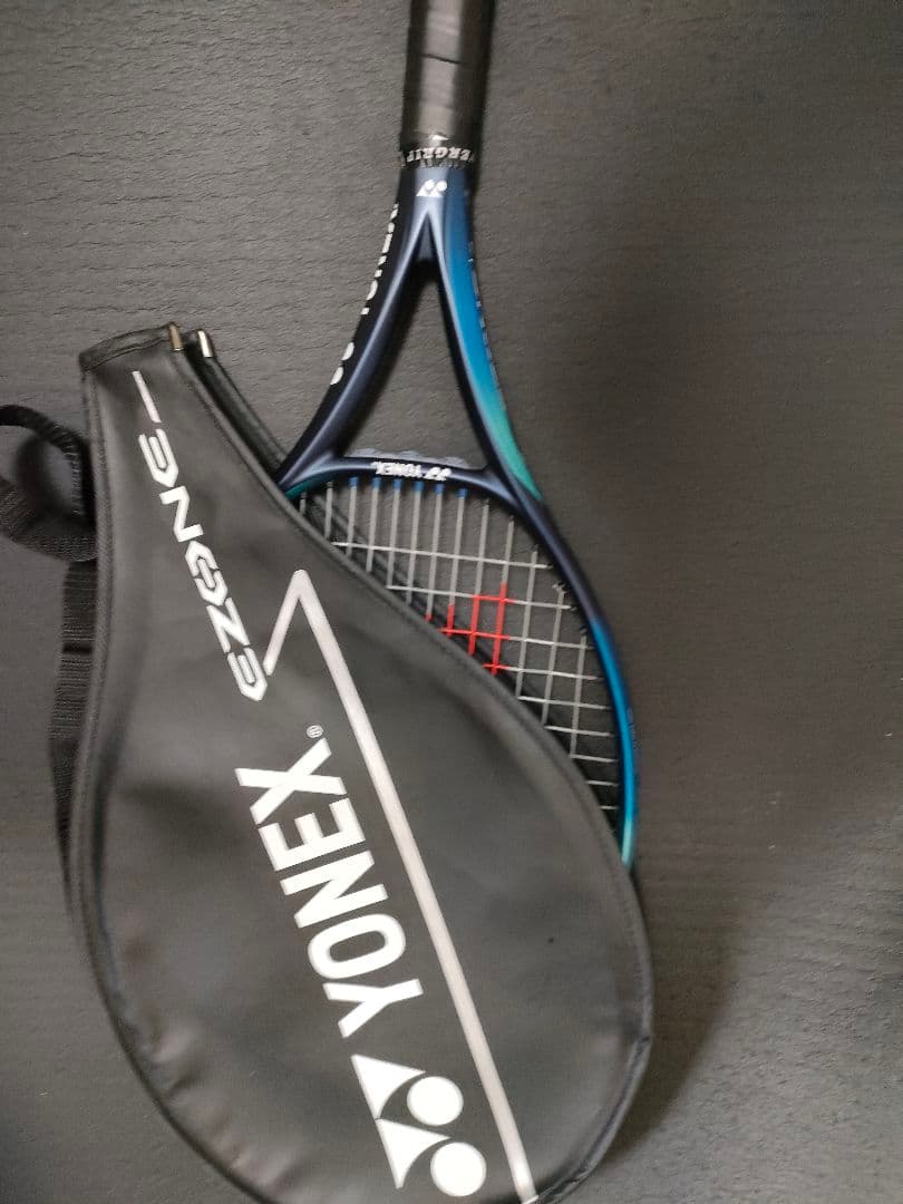 YONEX EZONE テニスラケット ケース付き