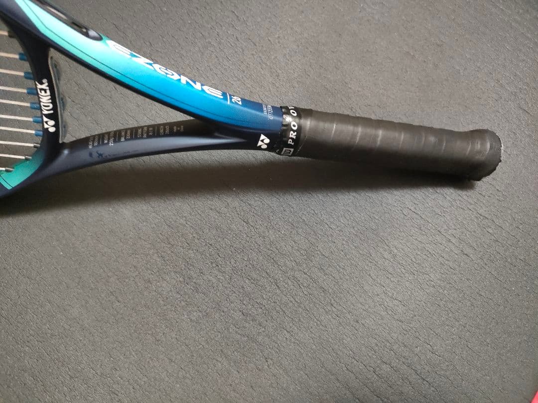 YONEX EZONE テニスラケット ケース付き