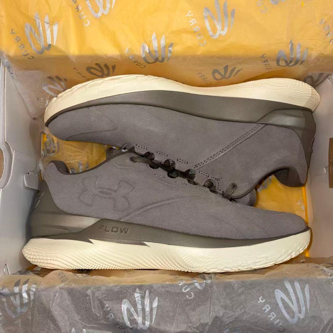 貴重Under Armour Curry 1 Low Flotro Lux