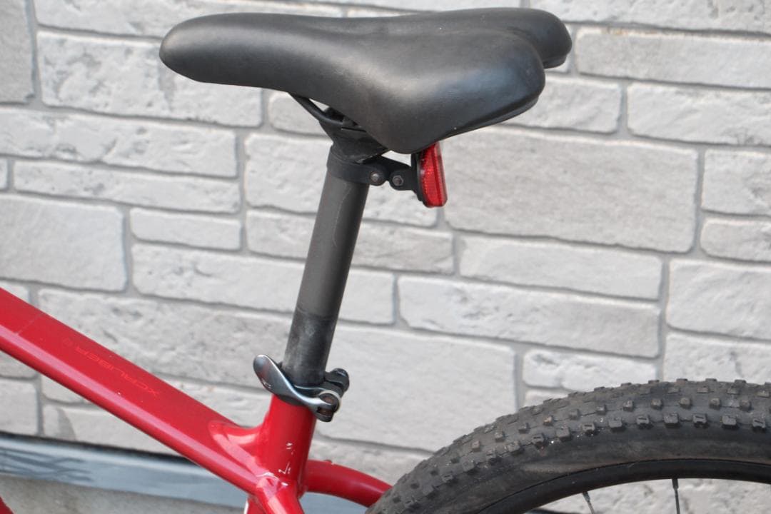 引き取り限定♪人気のTREK♪エクスカリバー8♪前後油圧式ディスクブレーキ装備♪
