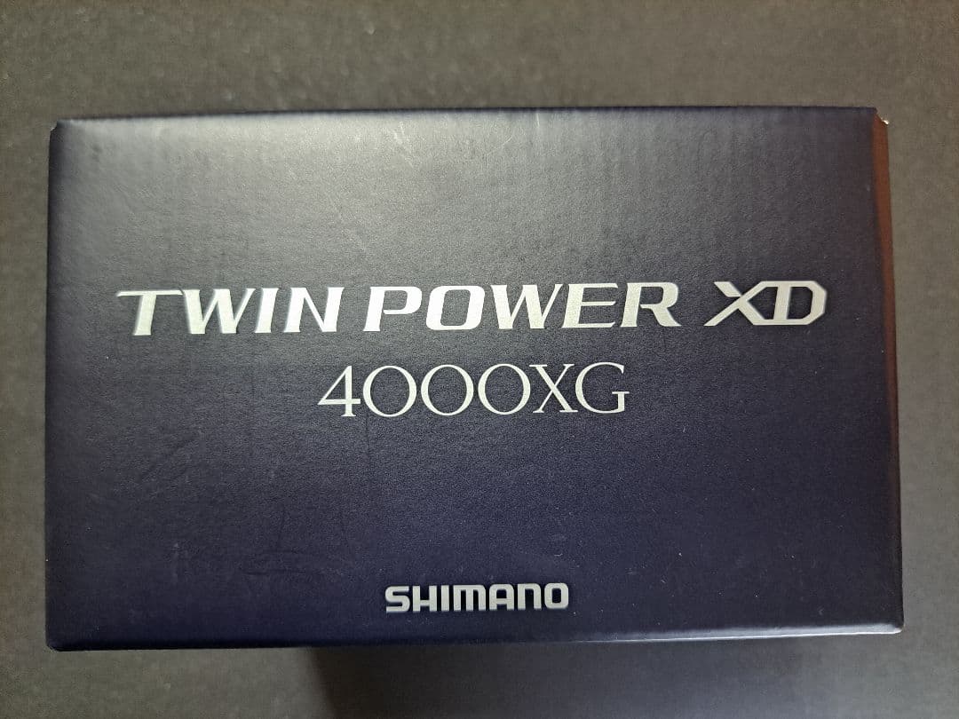 ■シマノ 25ツインパワーXD 4000XG 未使用品 25TWIN POWER