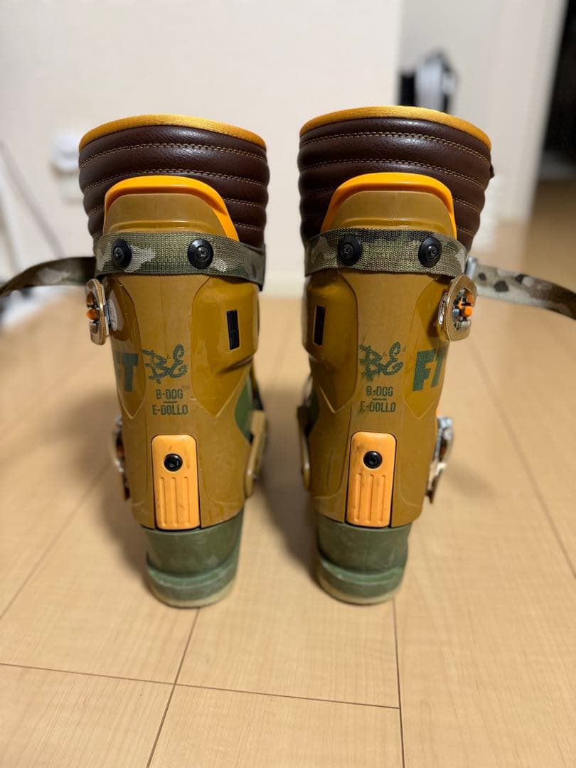 激レア　FULLTILT B-DOG E-DOLLO スキーブーツ