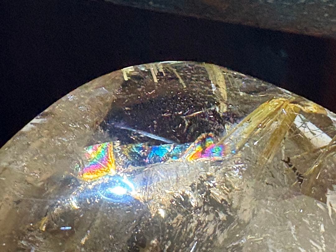 タイチンルチルクォーツ　太い金ルチル　スモーキー　アイリス　虹　大きく重さあり