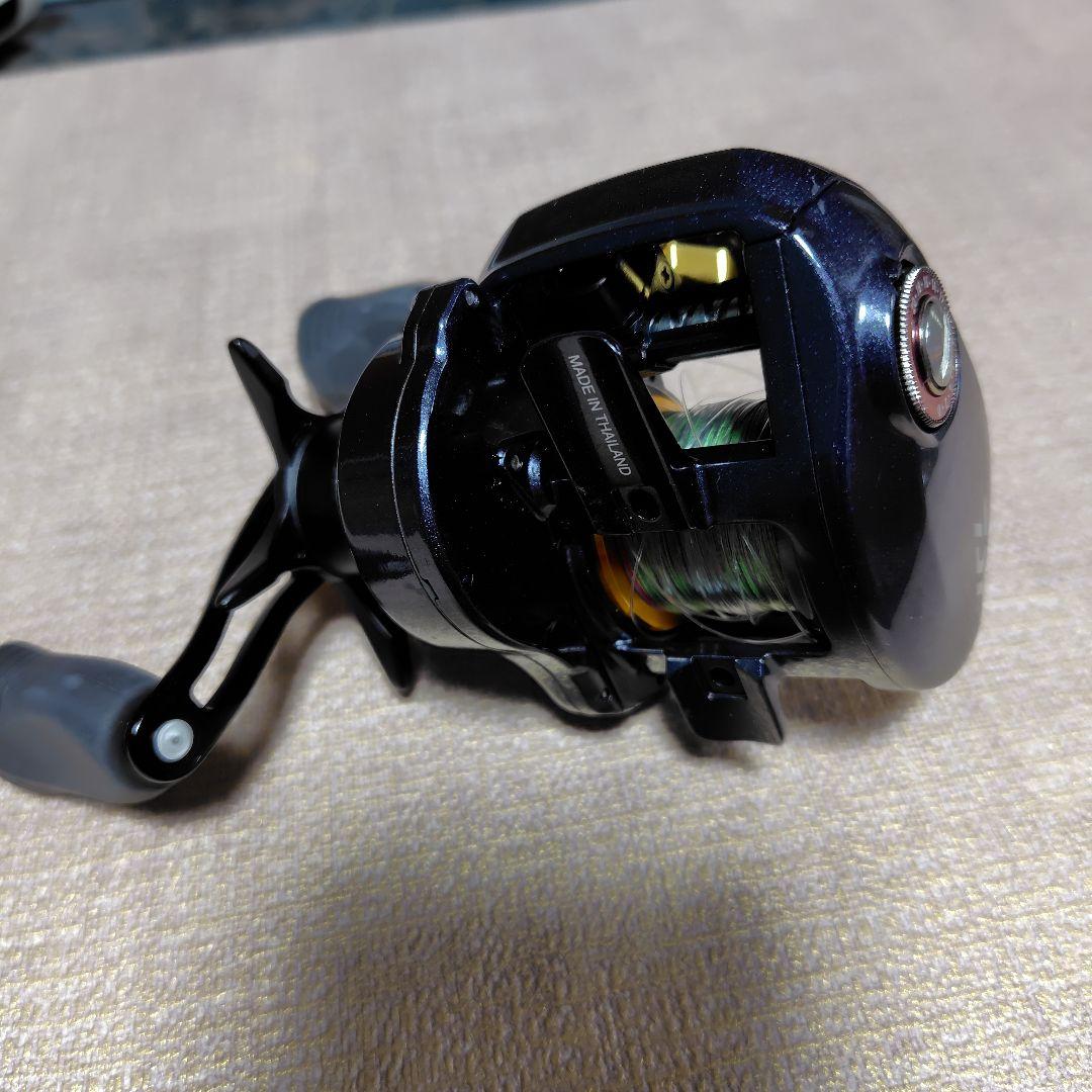 ベイトリール　ダイワ タトゥーラ 100　TWS 右ハンドル　7.3