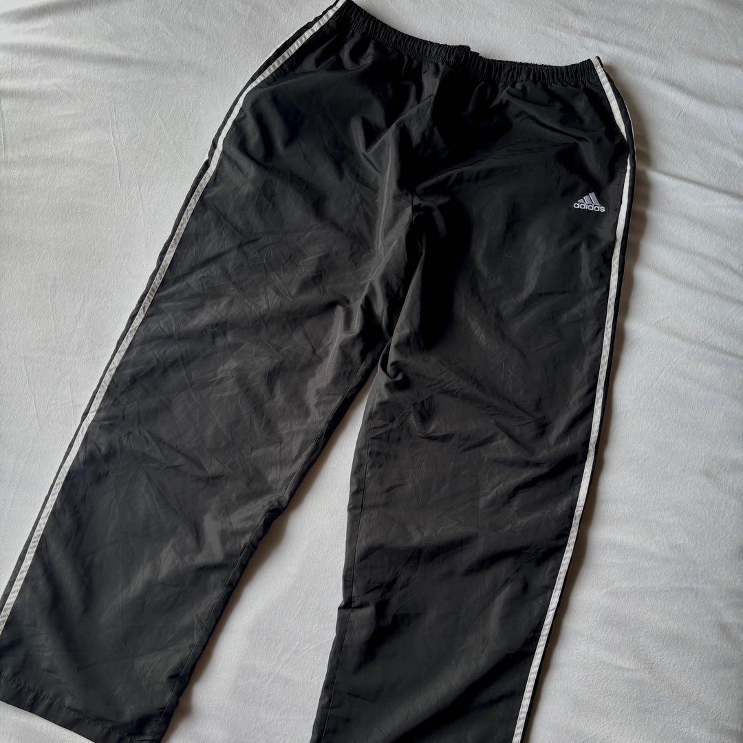 adidas 極太 black nylon track wide pants