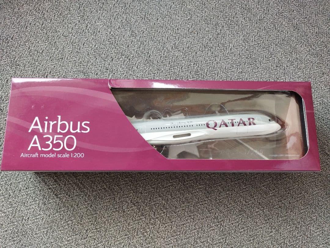 カタール航空 Airbus A350　（1/200スケール）