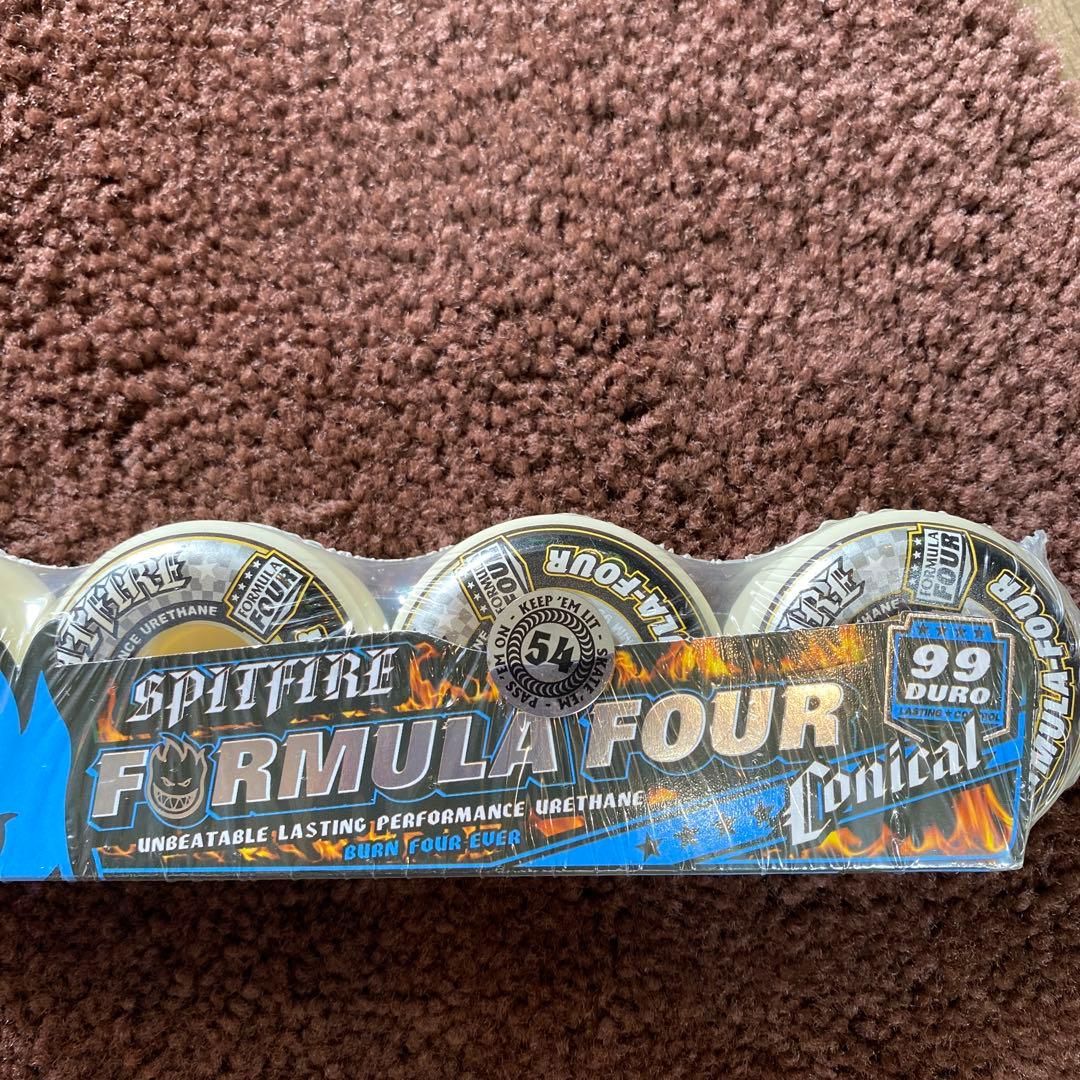 SPITFIRE FORMULA FOUR コニカル54mm 99 DURO