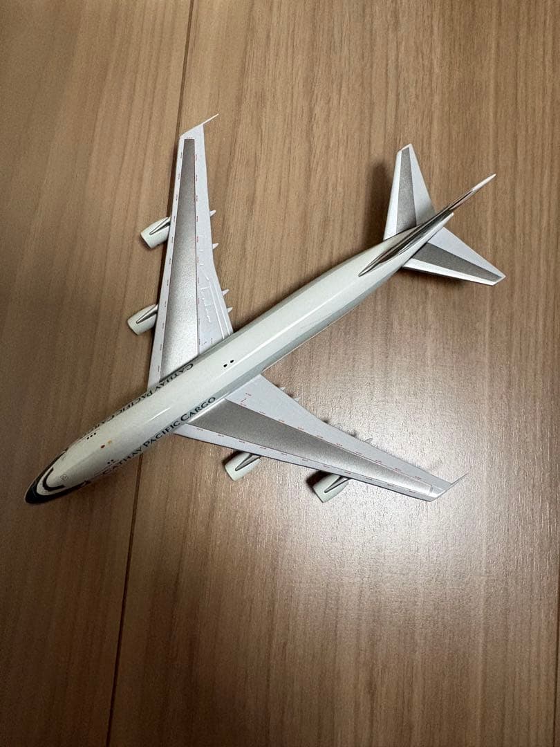 航空機・ヘリコプター Cathay Pacific Cargo B747-200 1:400