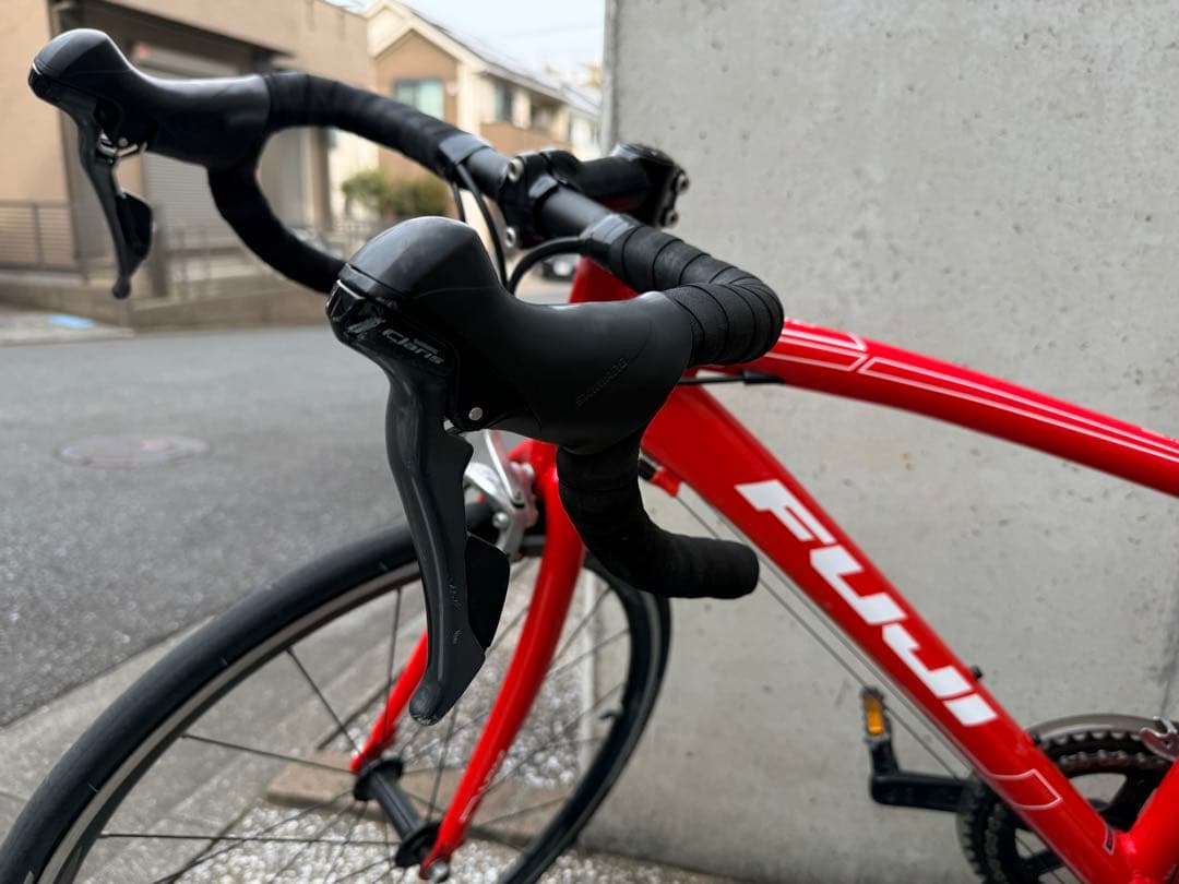 Fuji ACE 24 ジュニア ロードバイク 人気のレッドカラー