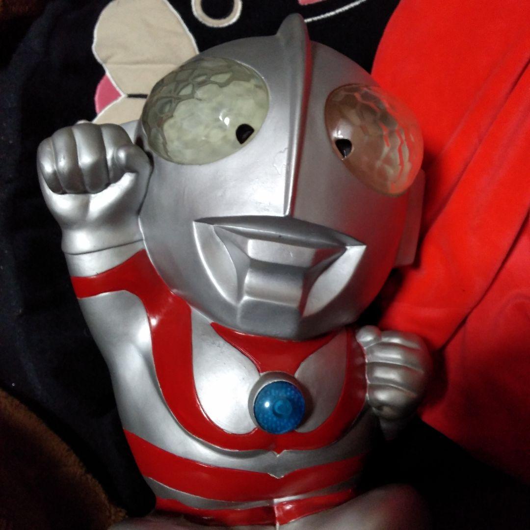 ウルトラマン 貯金箱