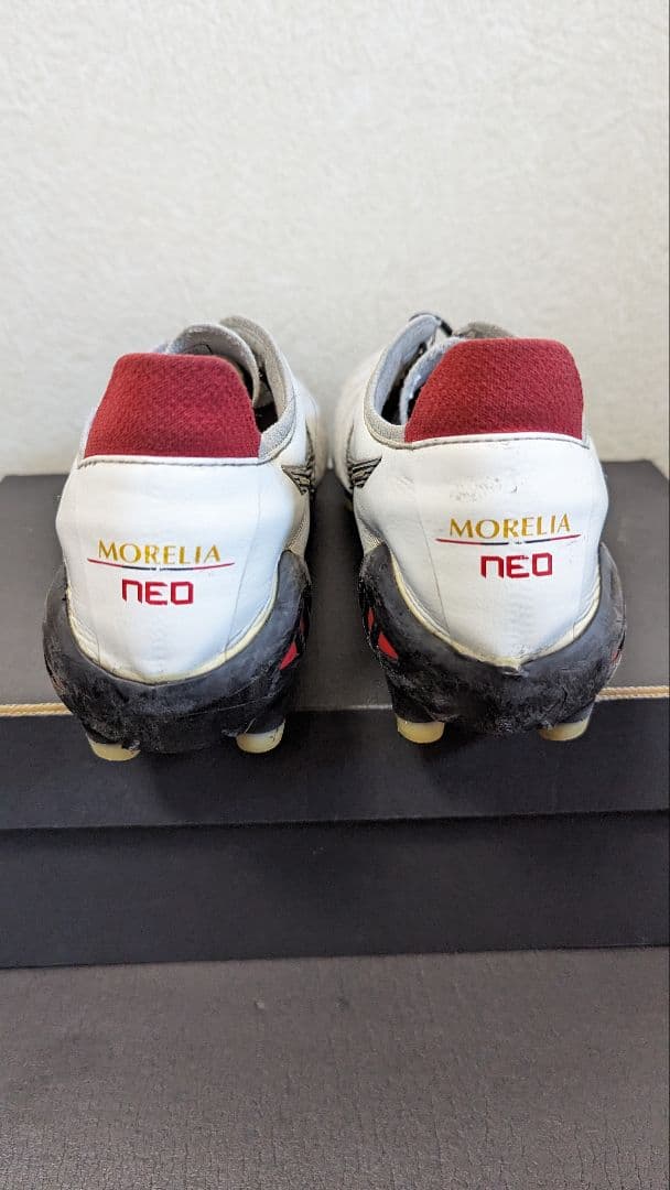 ミズノ　モレリア　ネオ　サッカースパイク　Mizuno Morelia 　neo