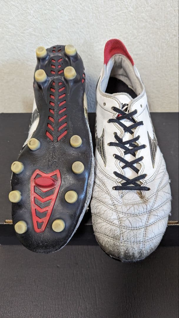 ミズノ　モレリア　ネオ　サッカースパイク　Mizuno Morelia 　neo