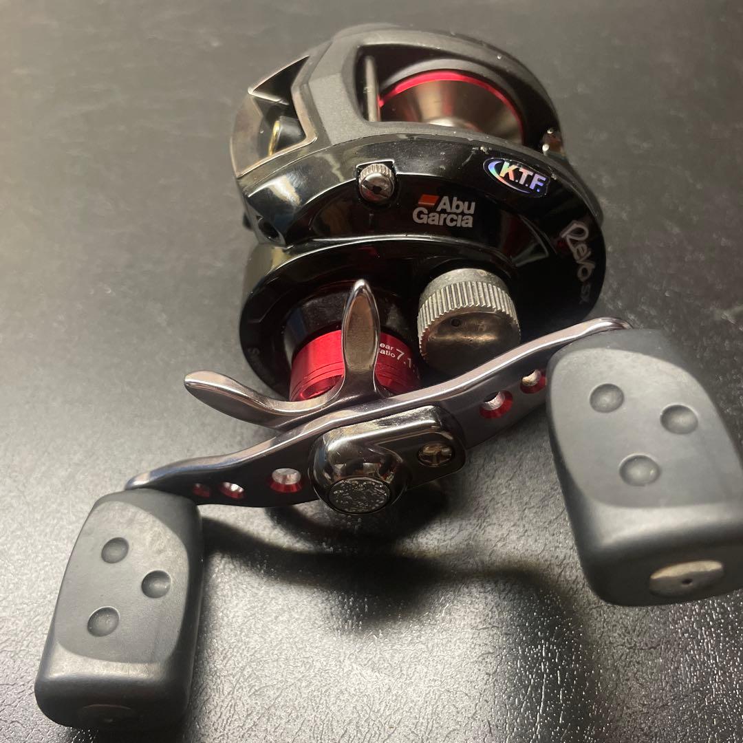 美品　アブガルシア　REVO SX KTF 左ハンドル　替えスプール付き　レボ