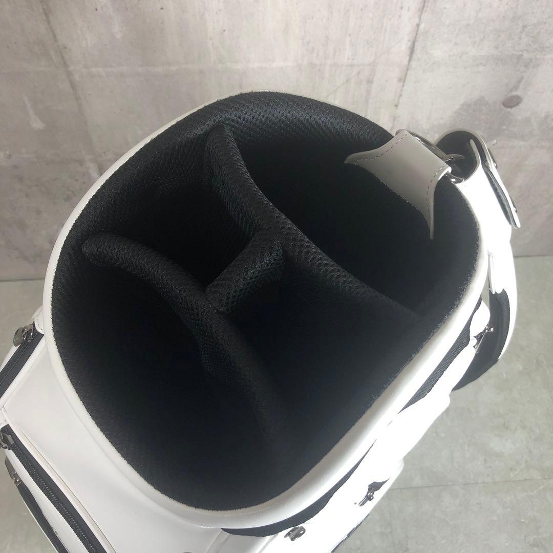 TaylorMade　プレミアムモダン　キャディバッグ　ホワイト　PUレザー