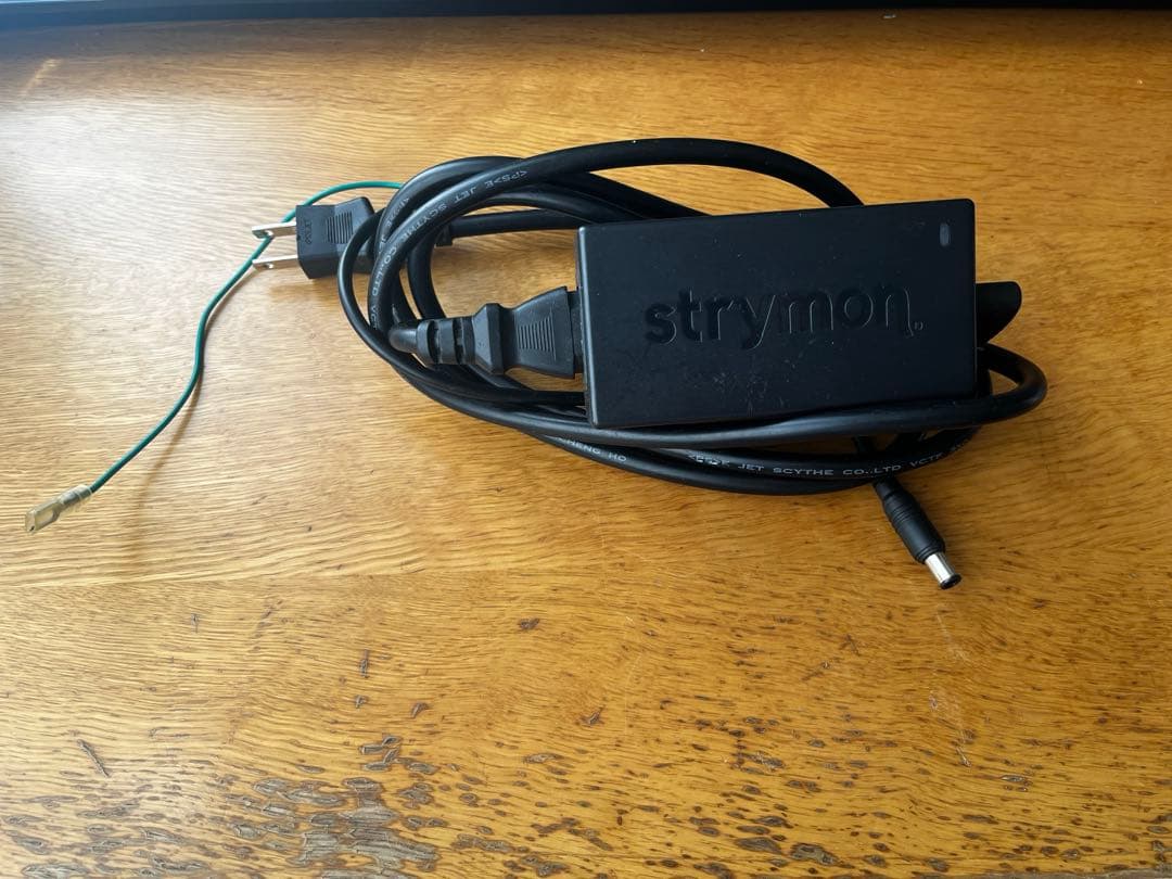 Ojai/Strymon 【パワーサプライ】