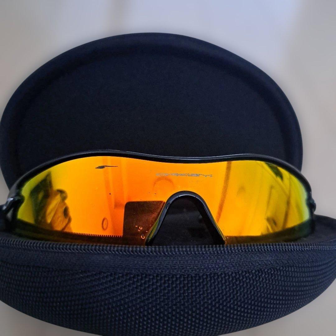 Oakley オークリー　サングラス