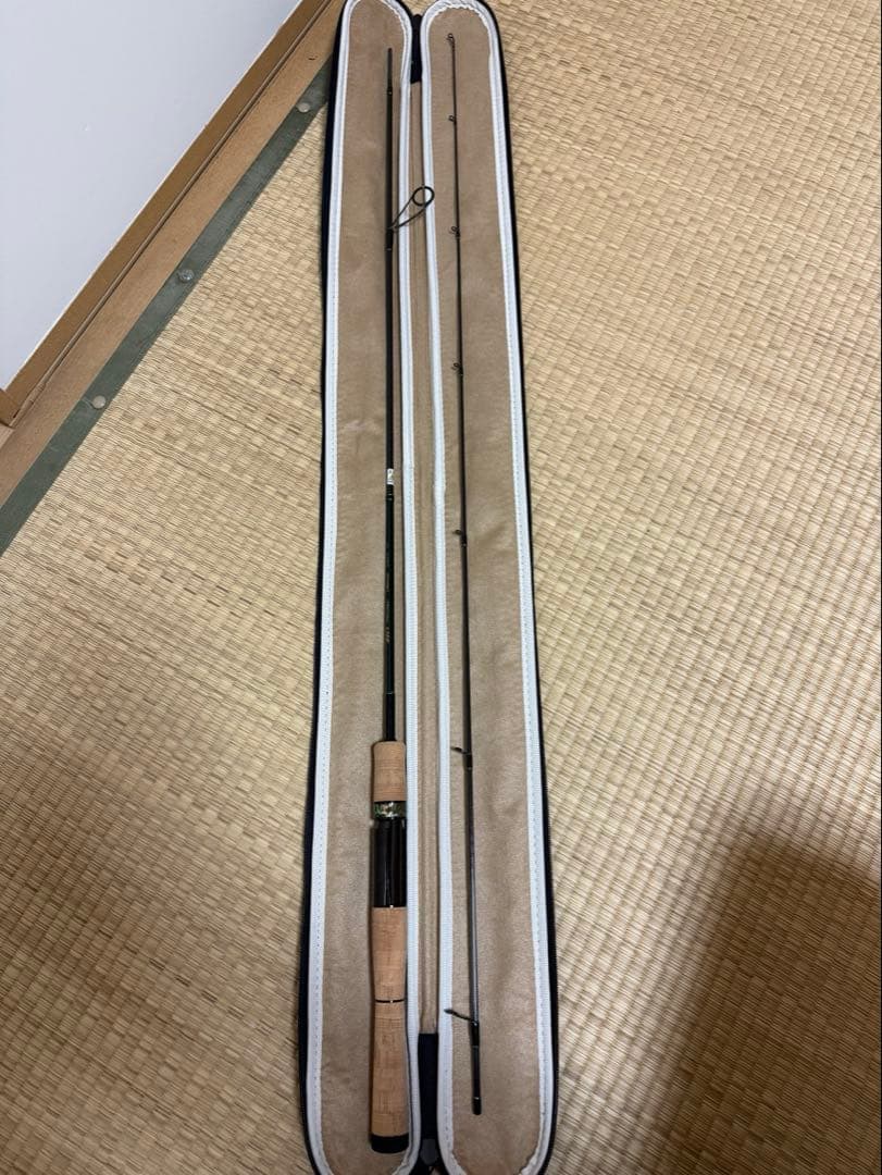 土日限定最終値下げ　 Meister chimera 62L＋