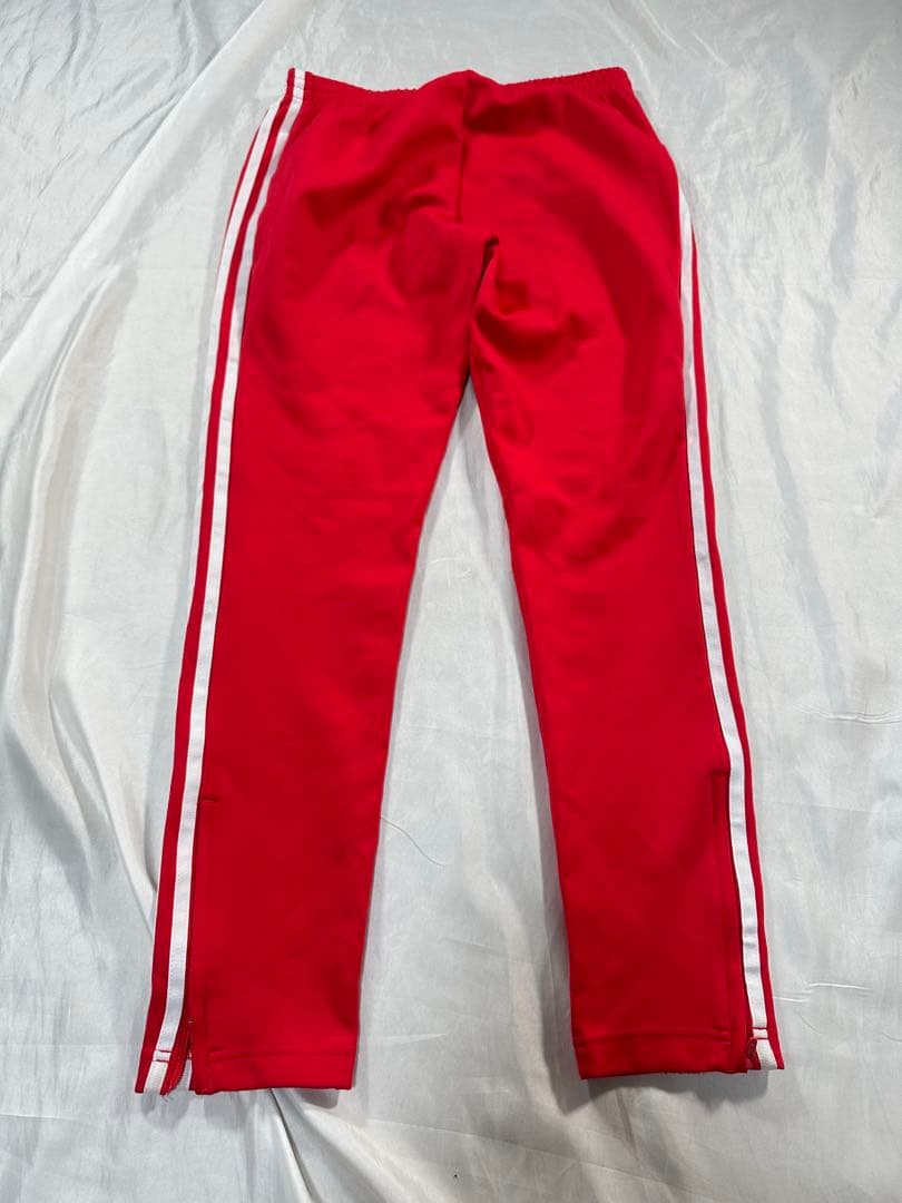 adidas firebird sst トラックパンツ トレフォイル 刺繍ロゴ